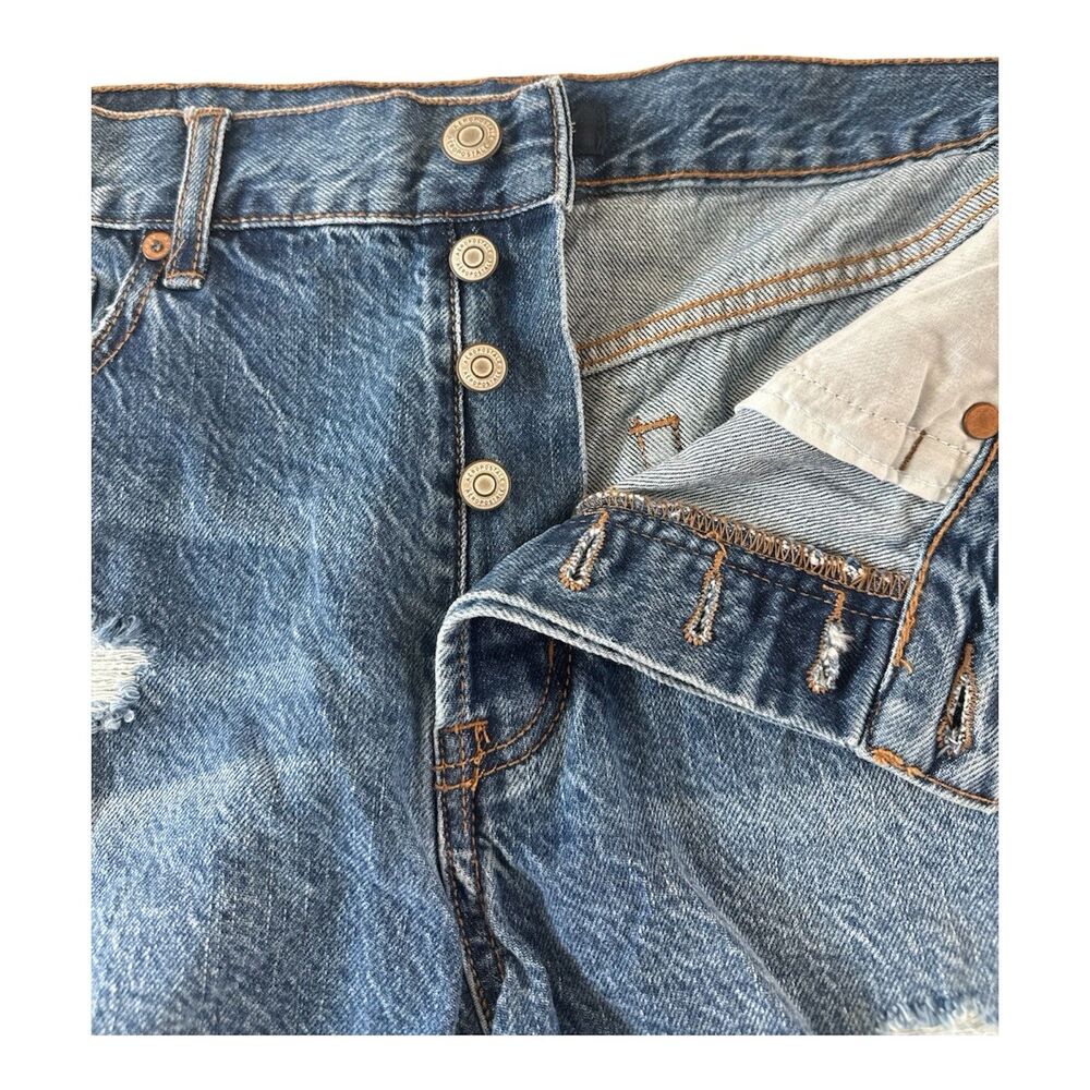 Aeropostale Aero Boyfriend Denim Short 2.5" Inseam NWT SZ 8 Button Fly Raw Hem - Picture 9 of 11